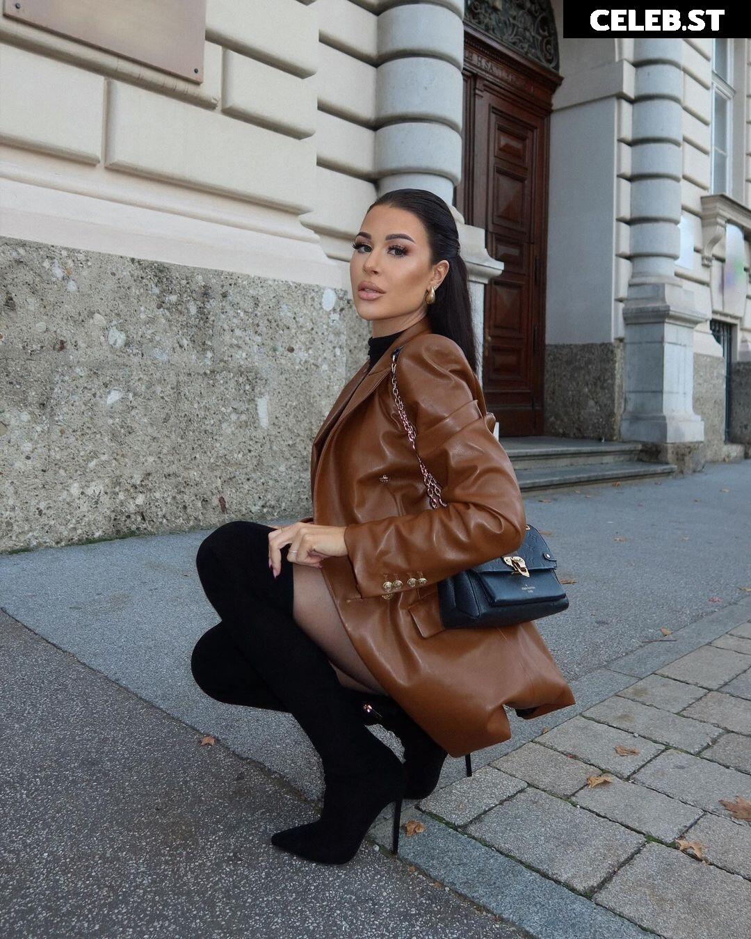 Lisa Weinberger Image 2568459