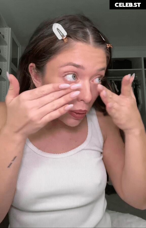 Tabitha Swatosh Image 2568645