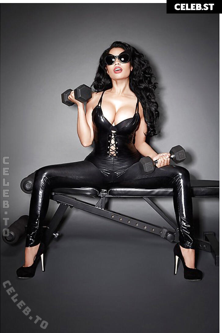 Nicki Minaj Image 25573097