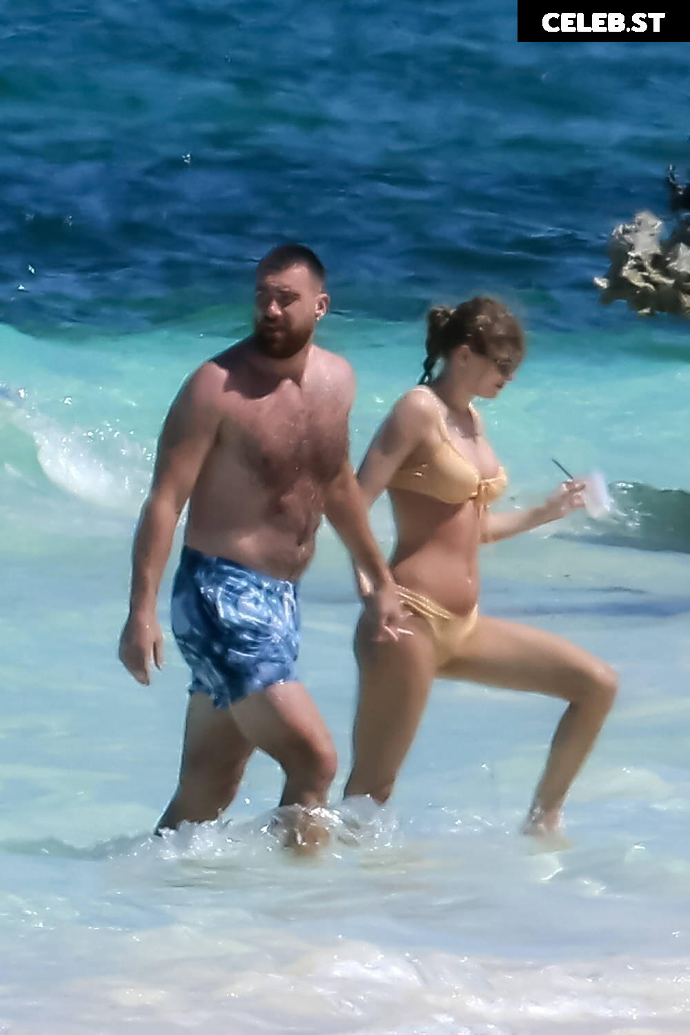Taylor Swift Image 25596576