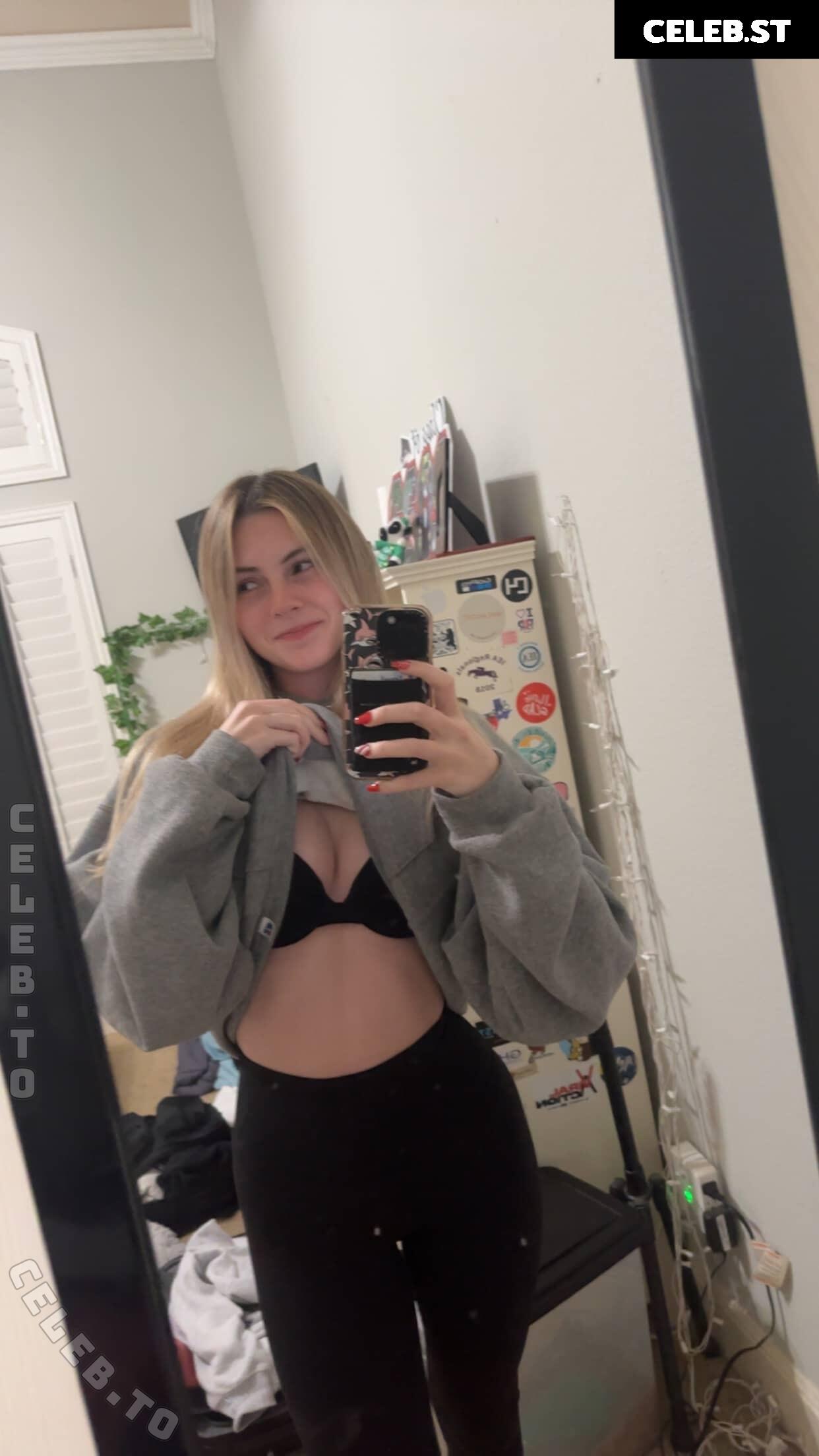 Lexi Smith Image 25588002