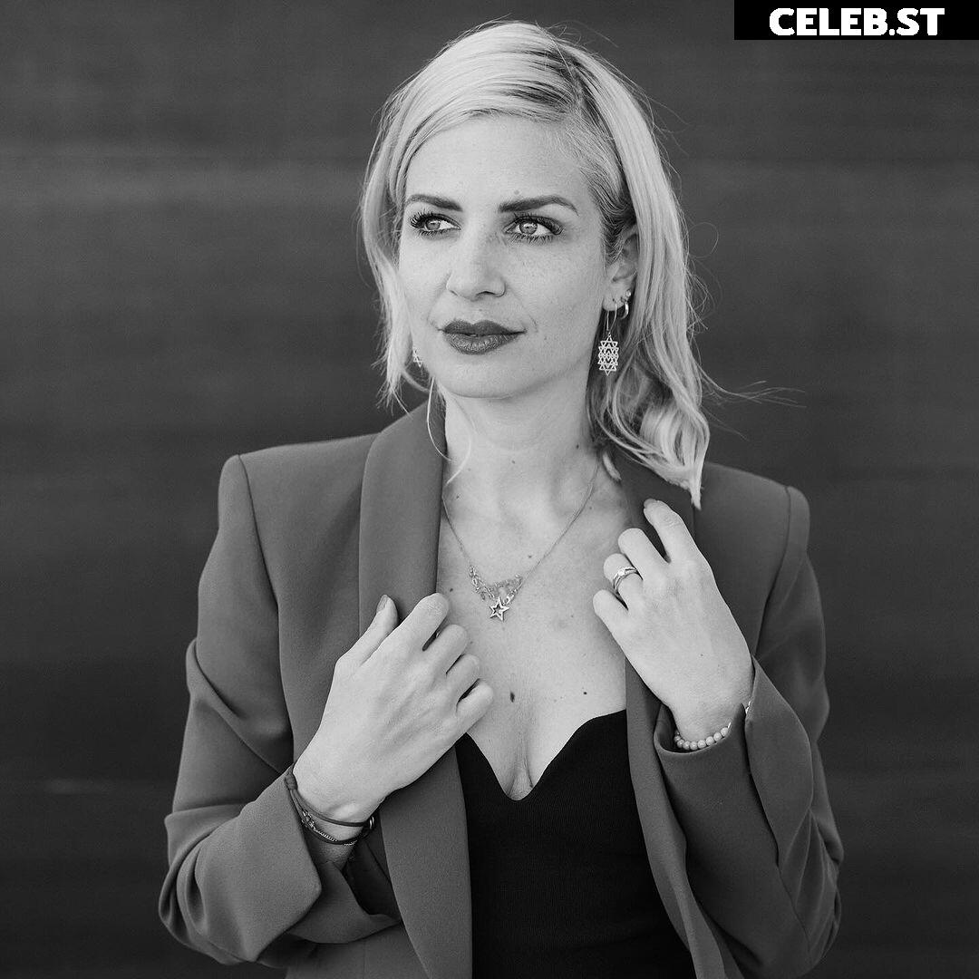 Susan Sideropoulos Image 2546522