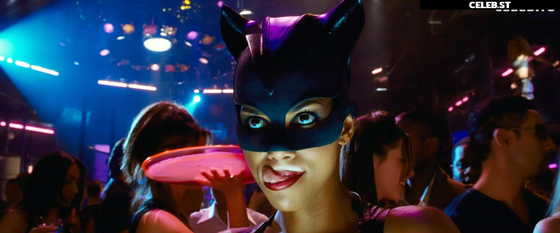 Halle Berry Image 2547802