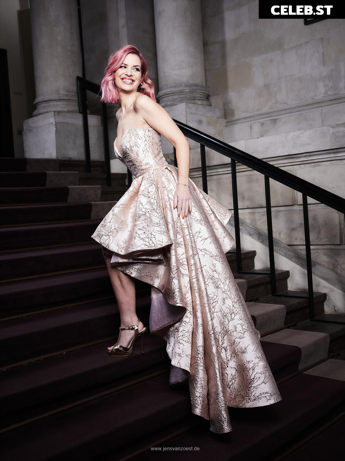 Susan Sideropoulos Image 2547173