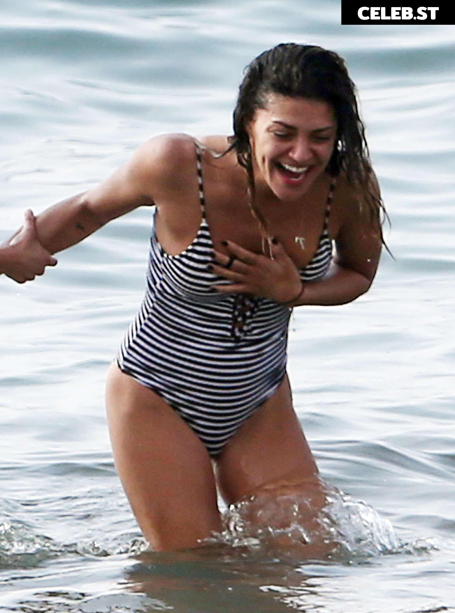 Jessica Szohr Image 2544498