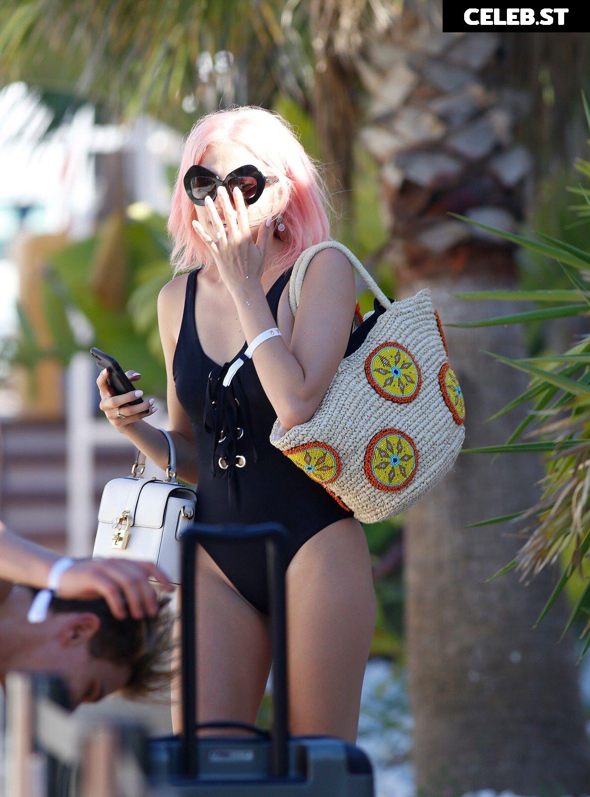 Pixie Lott Image 2544069