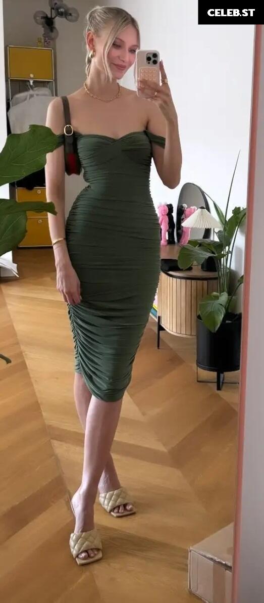 Carolin Niemczyk Image 2544352