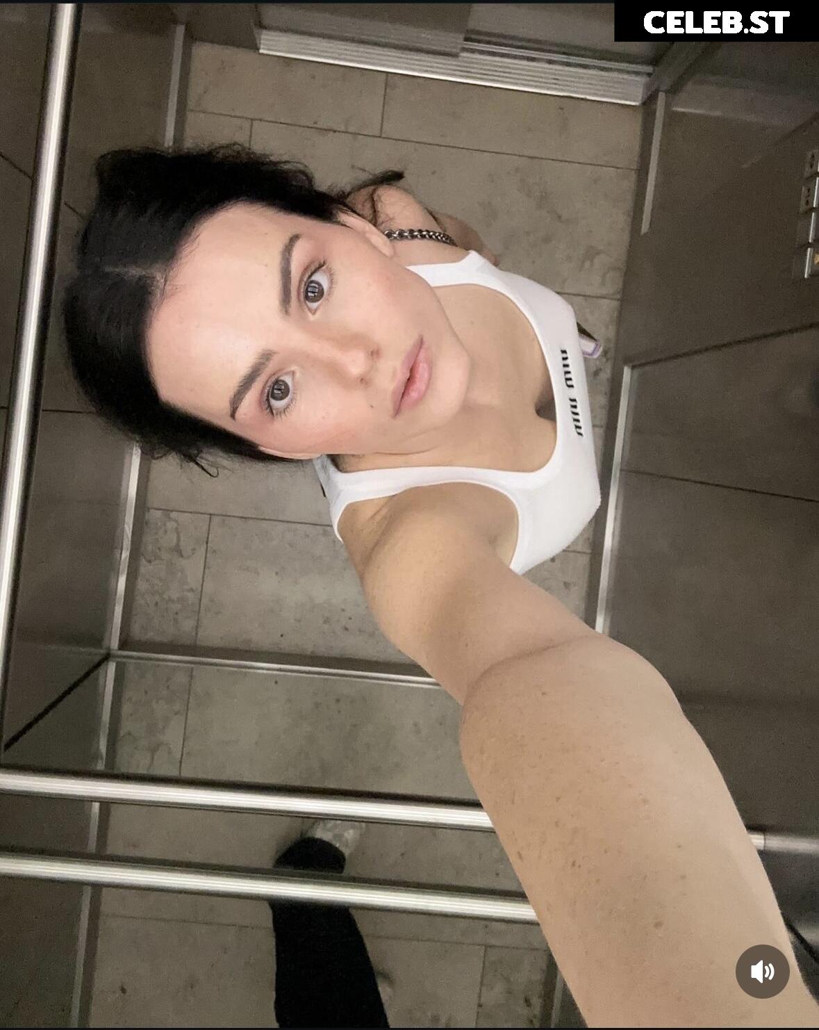 Ruby O. Fee Image 2541881