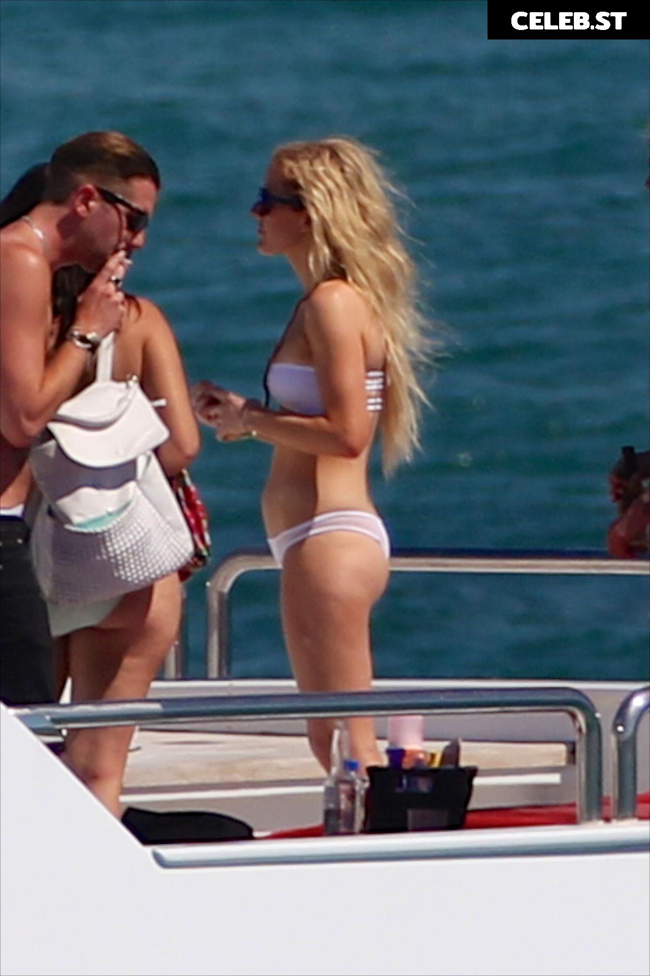 Ellie Goulding Image 2542146