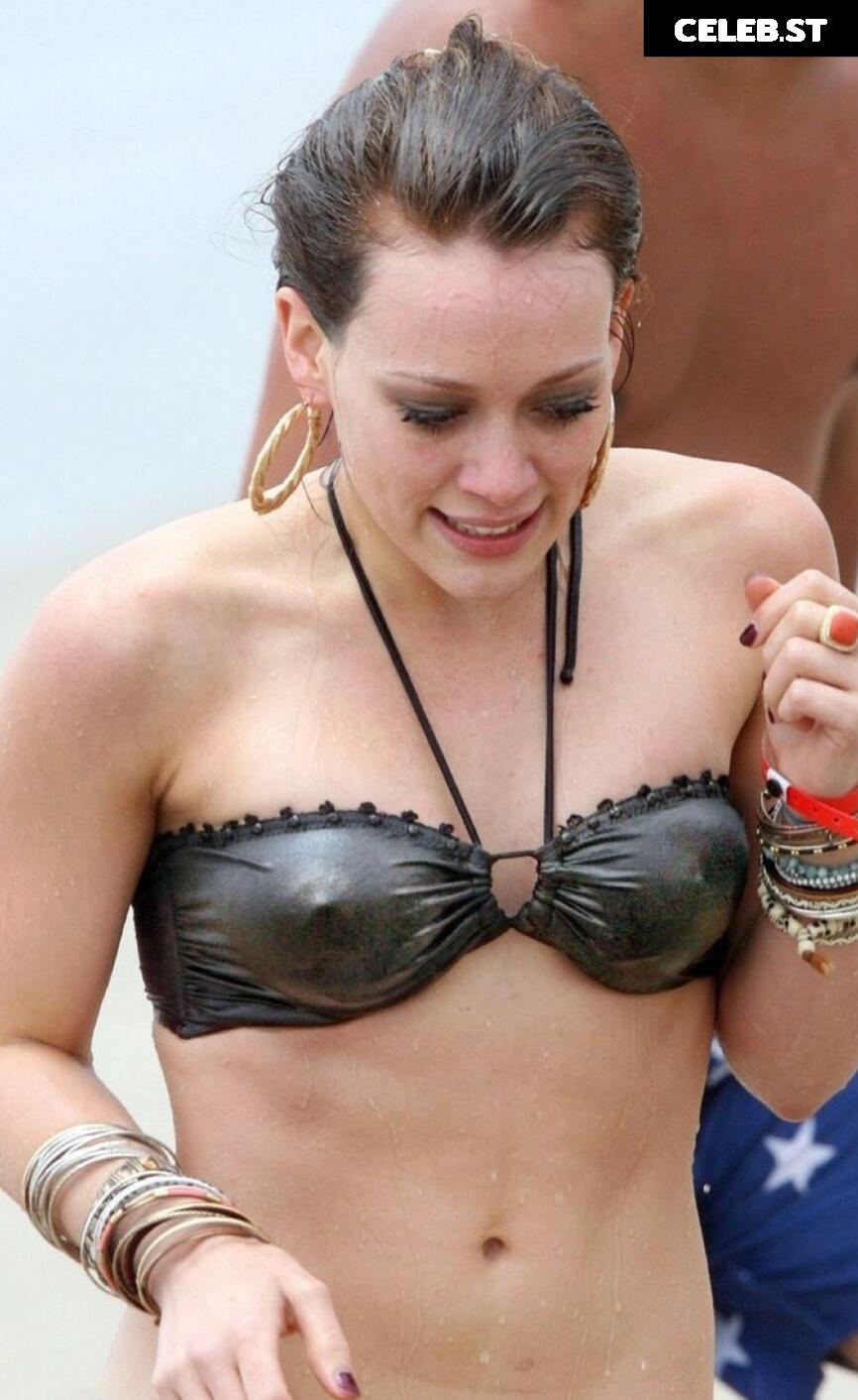 Hillary Duff Image 2542029