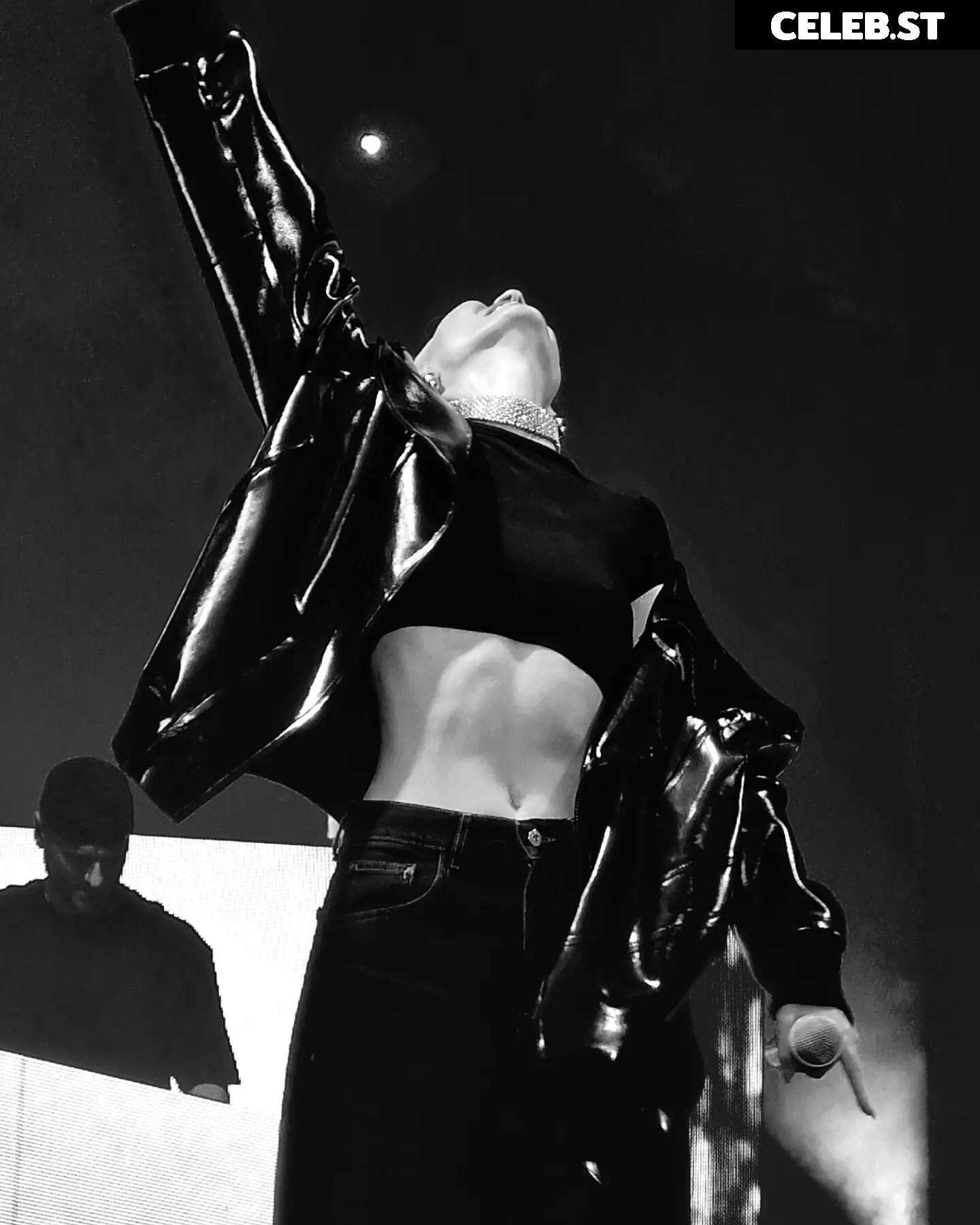 Carolin Niemczyk Image 2543849