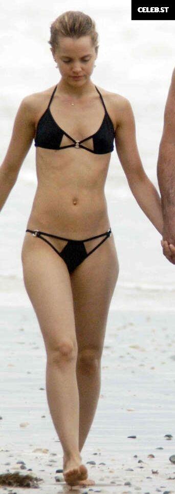 Mena Suvari Image 2543528