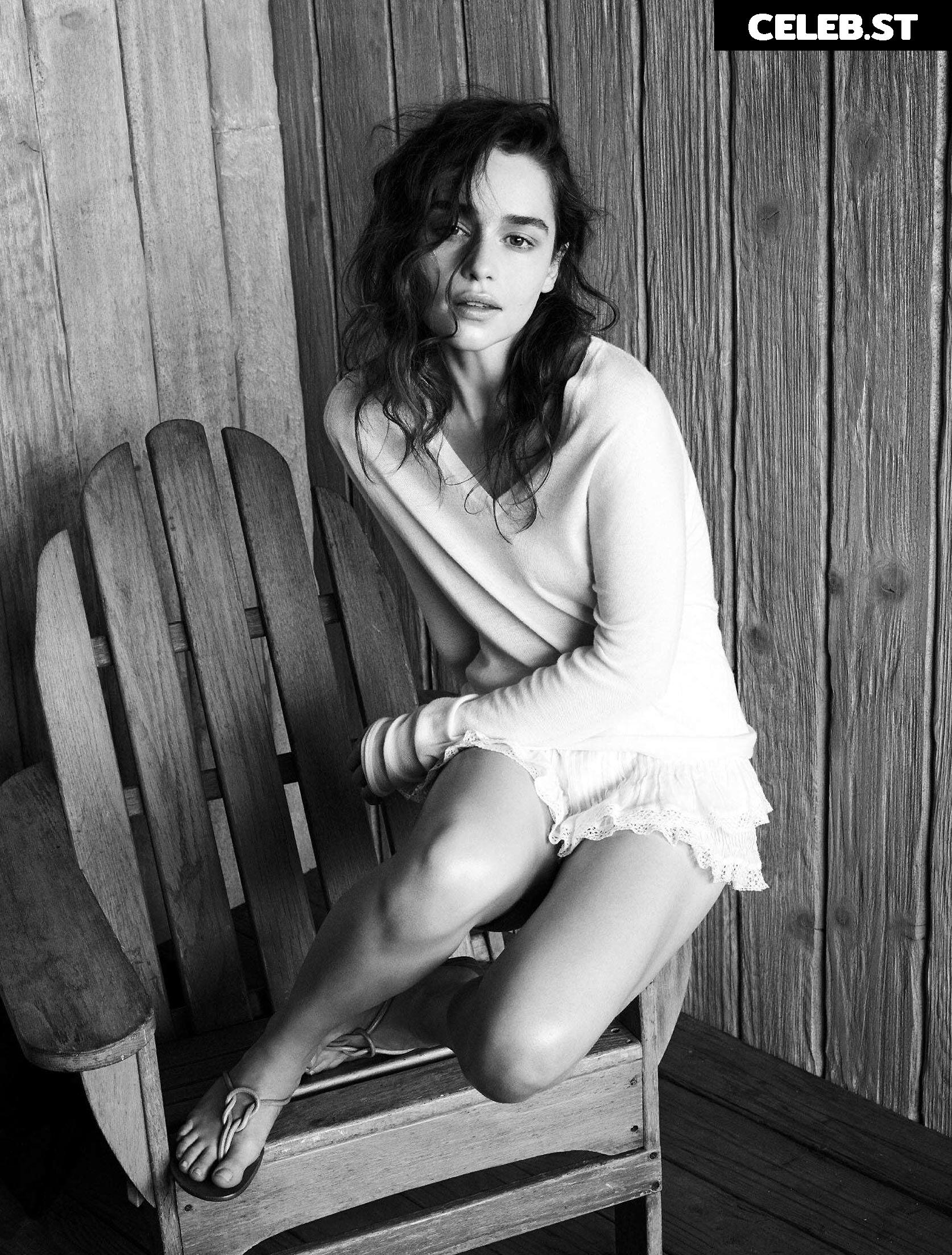 Emilia Clarke Image 2543489