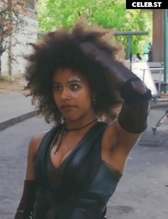 Zazie Beetz Image 2543610
