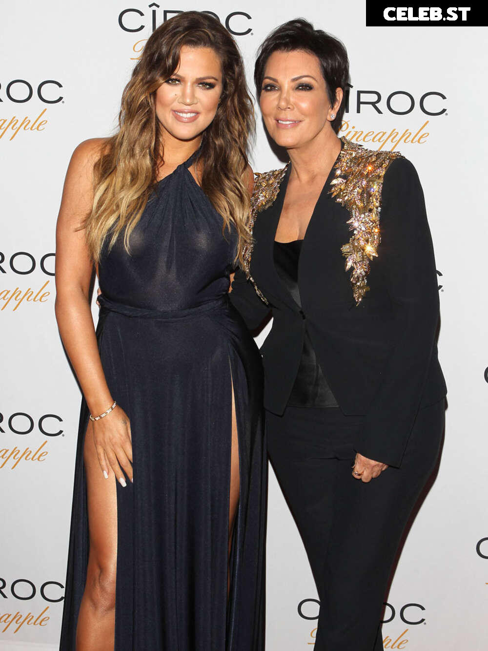 Khloé Kardashian Image 2543336