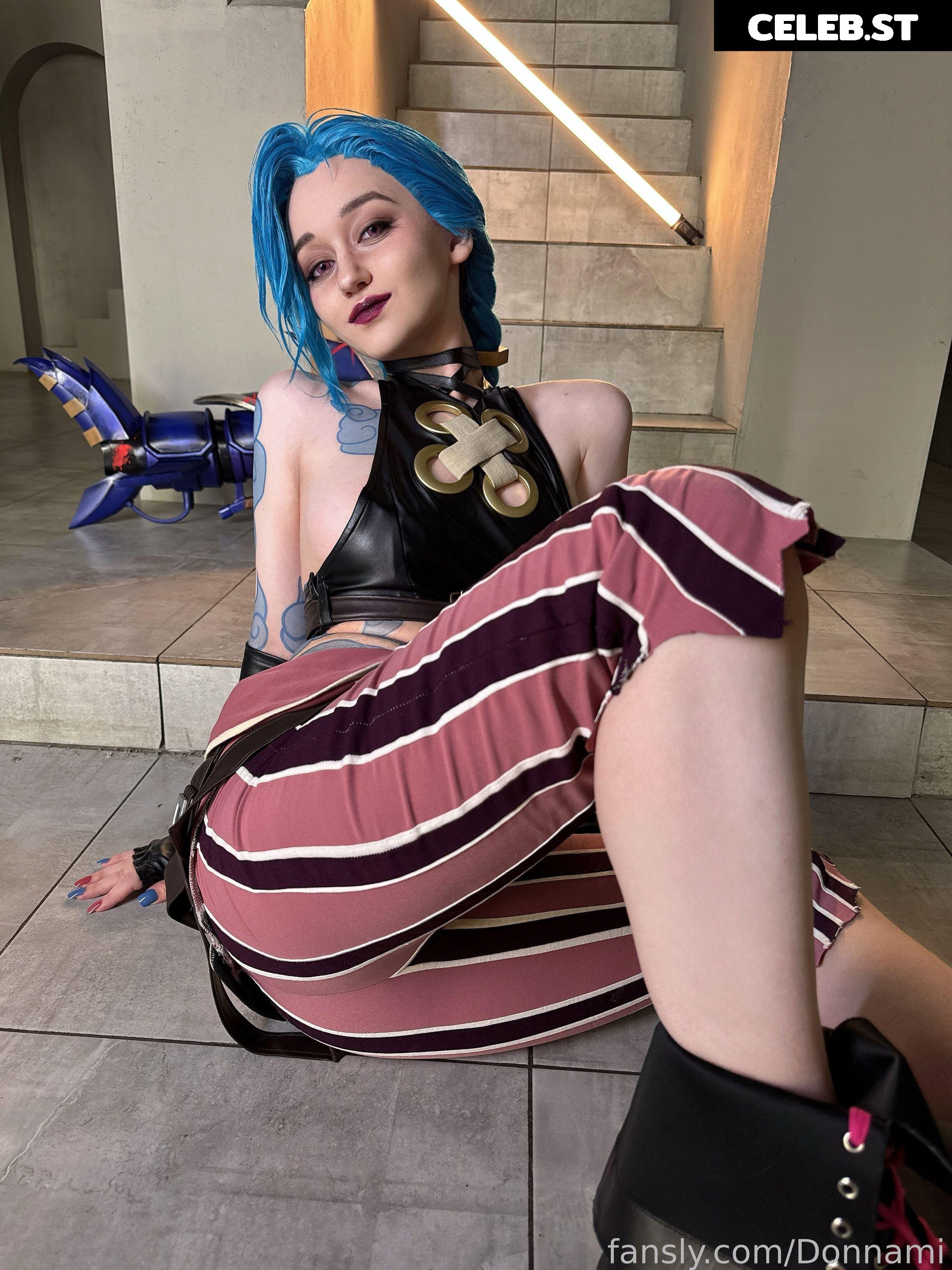 Donna loli Image 25404100