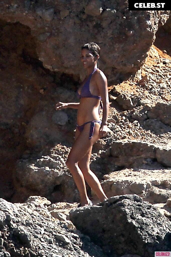 Halle Berry Image 2549696