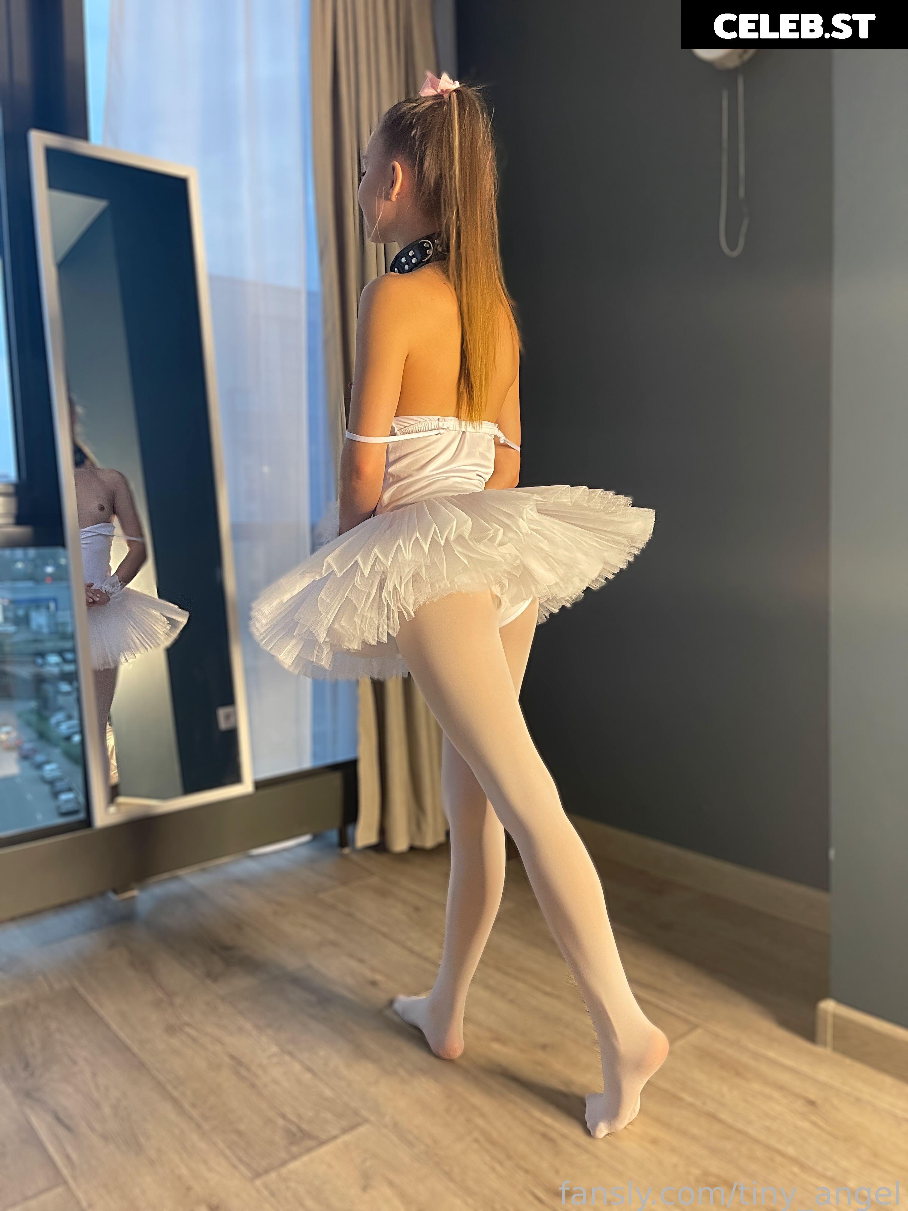 Tinyangelx | Me_Emily | tiny_angel | _rileyreid_ Image 25368616