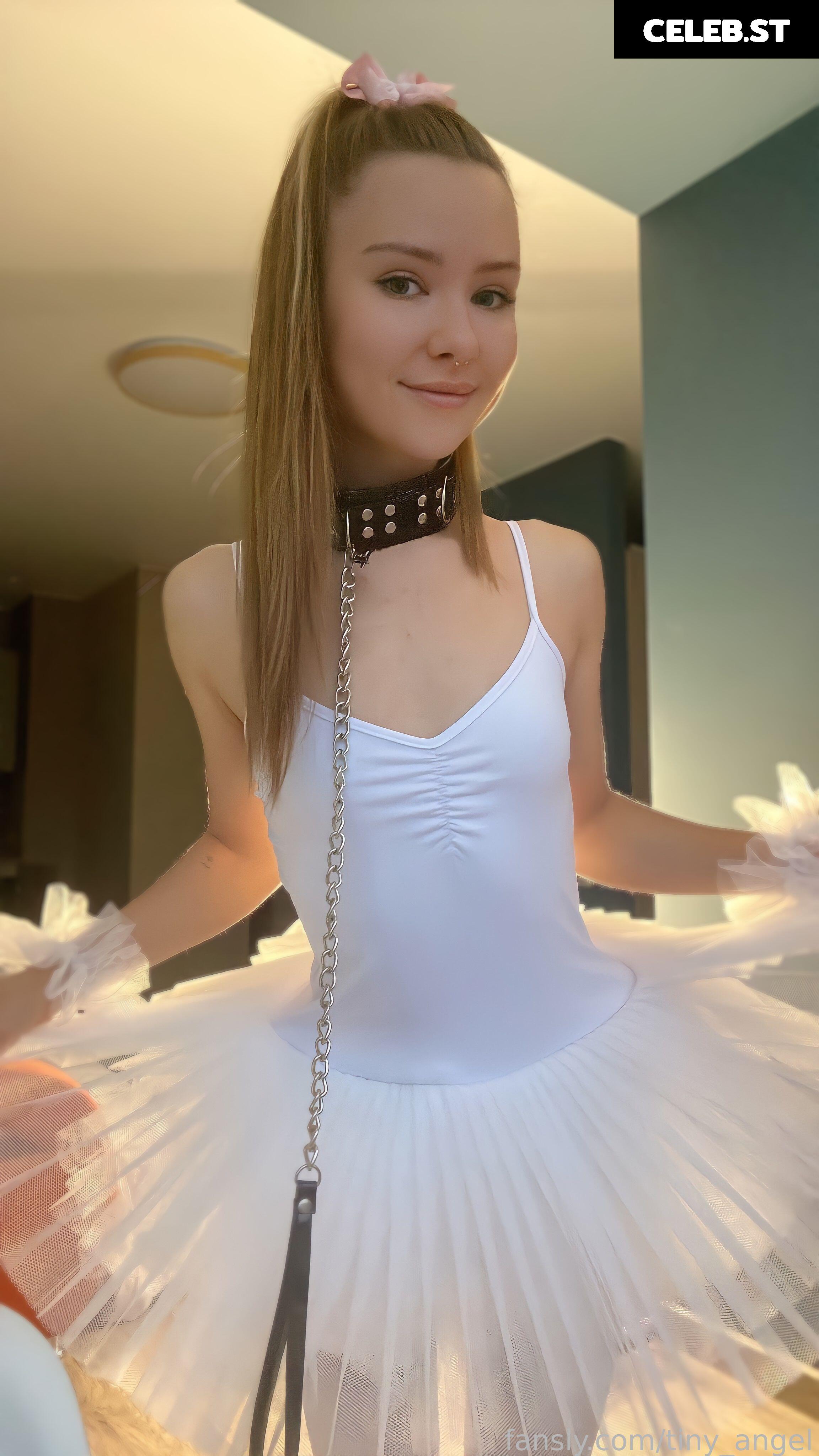 Tinyangelx | Me_Emily | tiny_angel | _rileyreid_ Image 25368607