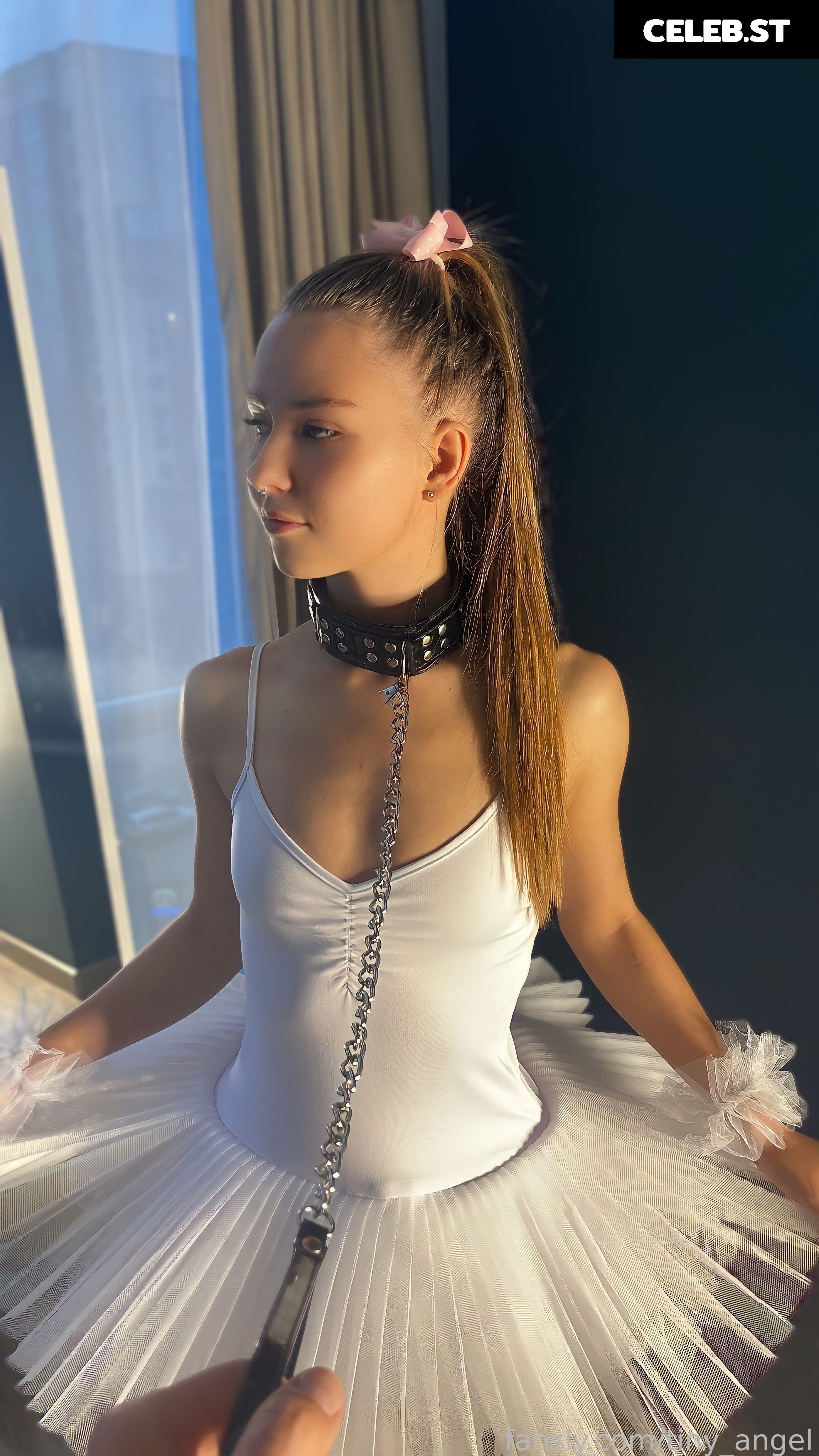 Tinyangelx | Me_Emily | tiny_angel | _rileyreid_ Image 25368608