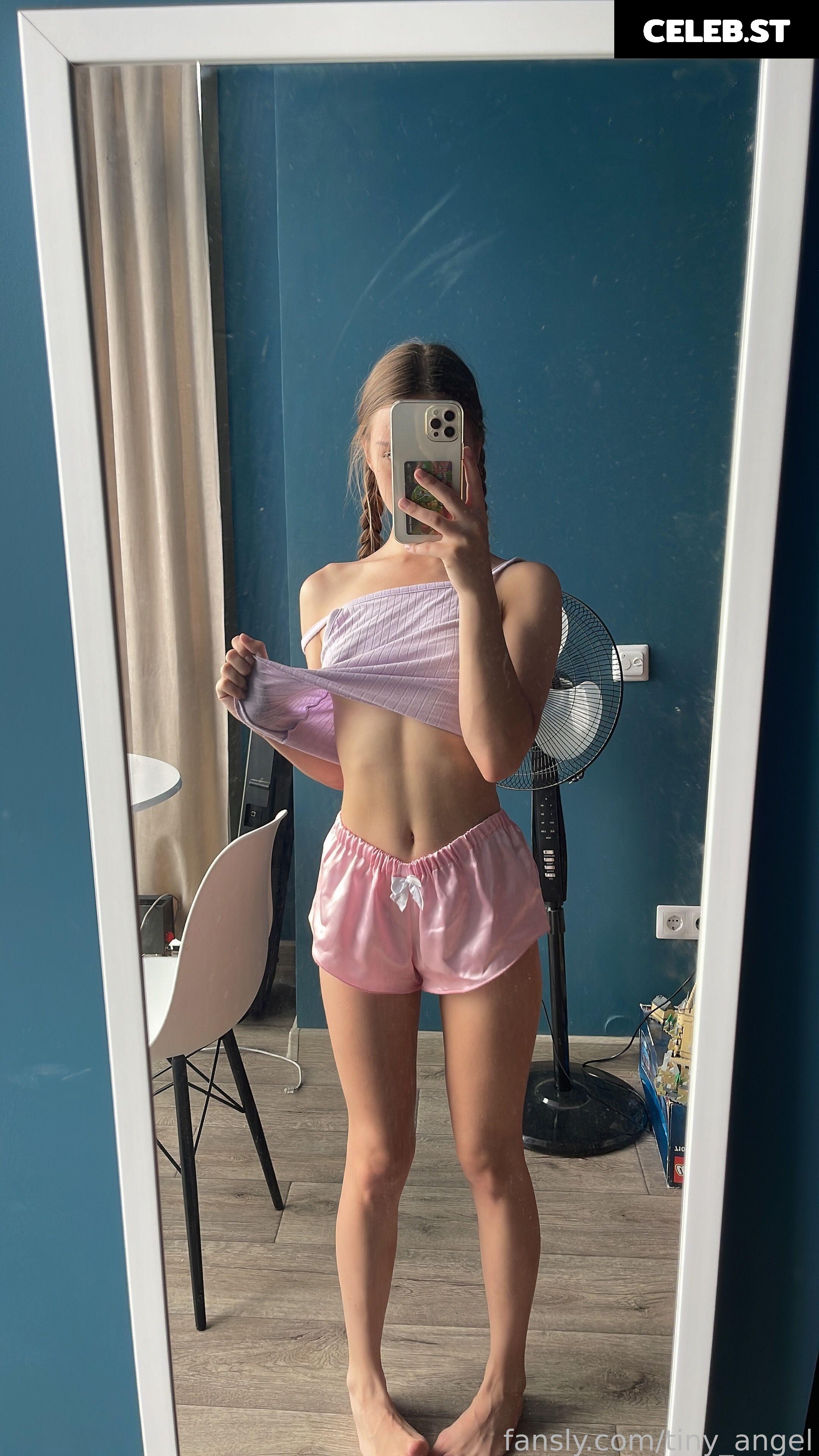 Tinyangelx | Me_Emily | tiny_angel | _rileyreid_ Image 25369135