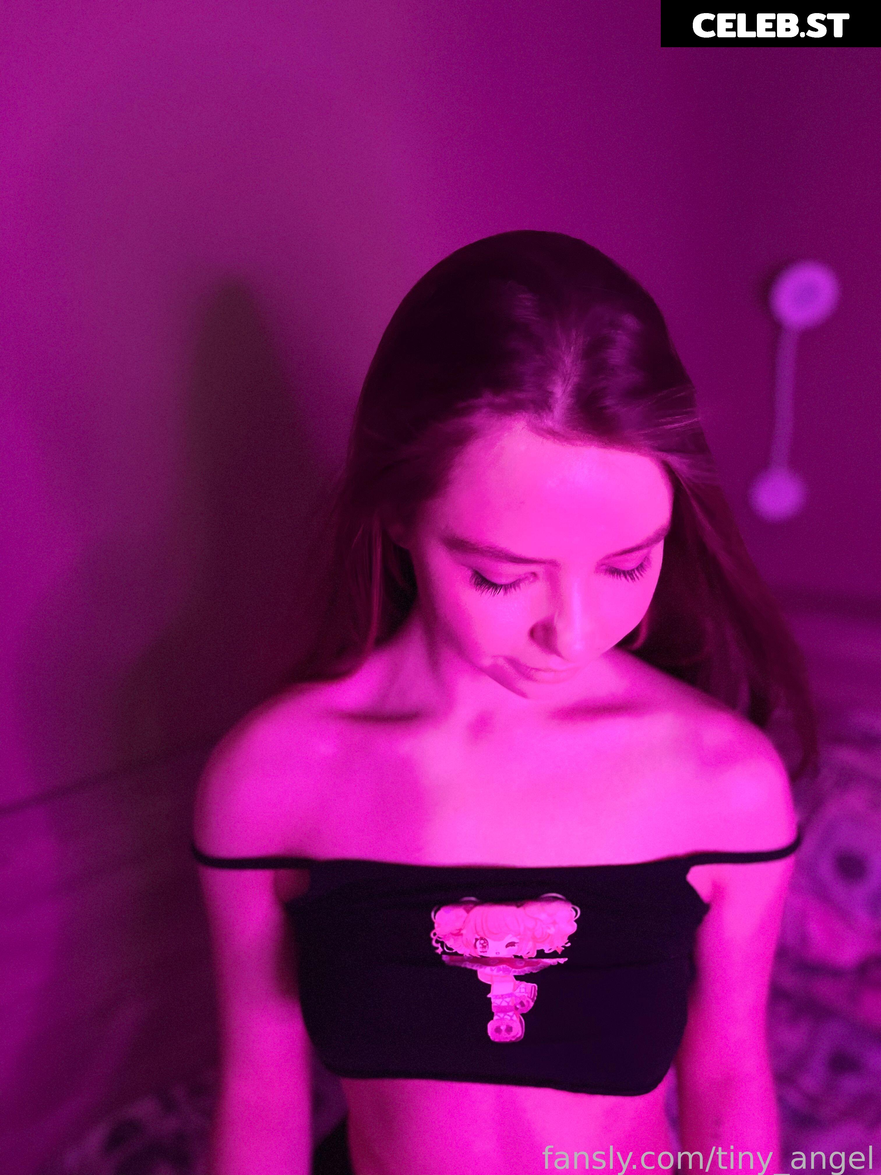 Tinyangelx | Me_Emily | tiny_angel | _rileyreid_ Image 25311902
