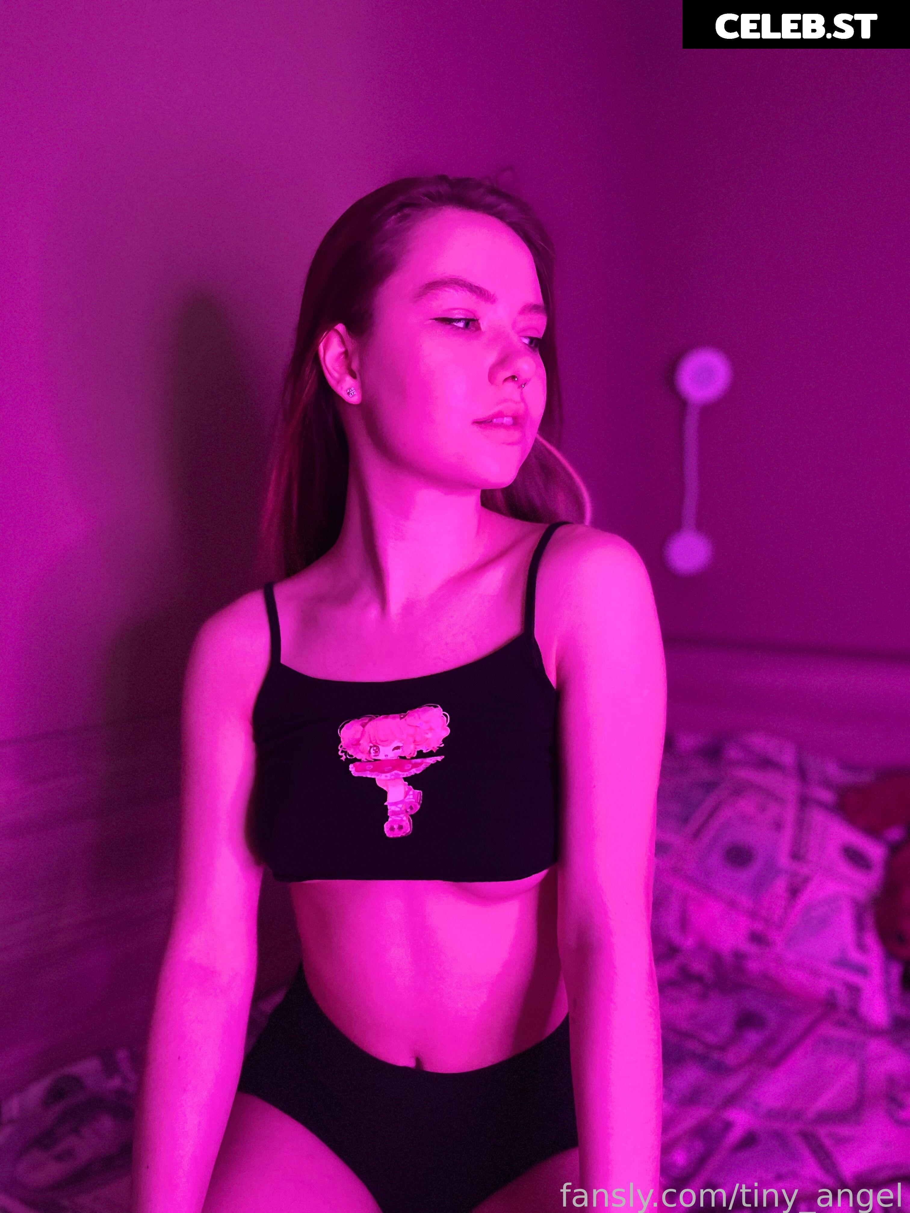 Tinyangelx | Me_Emily | tiny_angel | _rileyreid_ Image 25311900