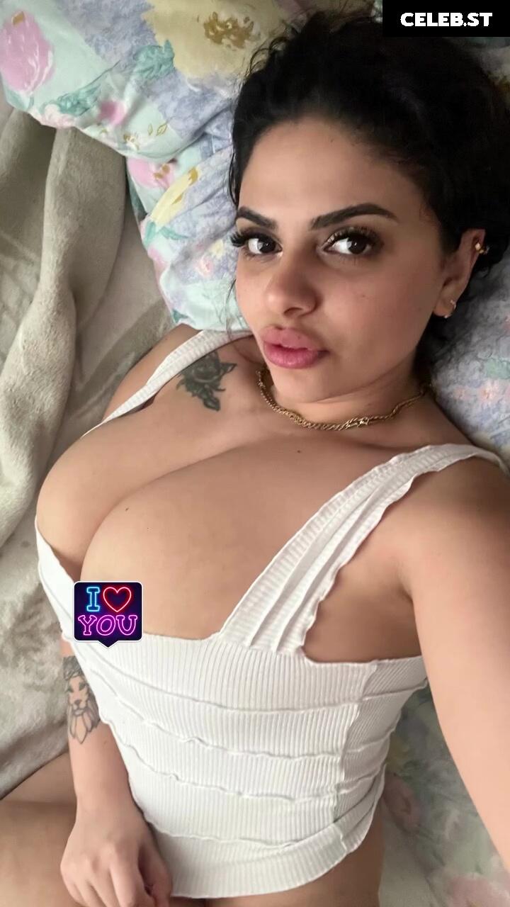 Silentnnova, Turkish busty HaticeYilmaz Image 25308932