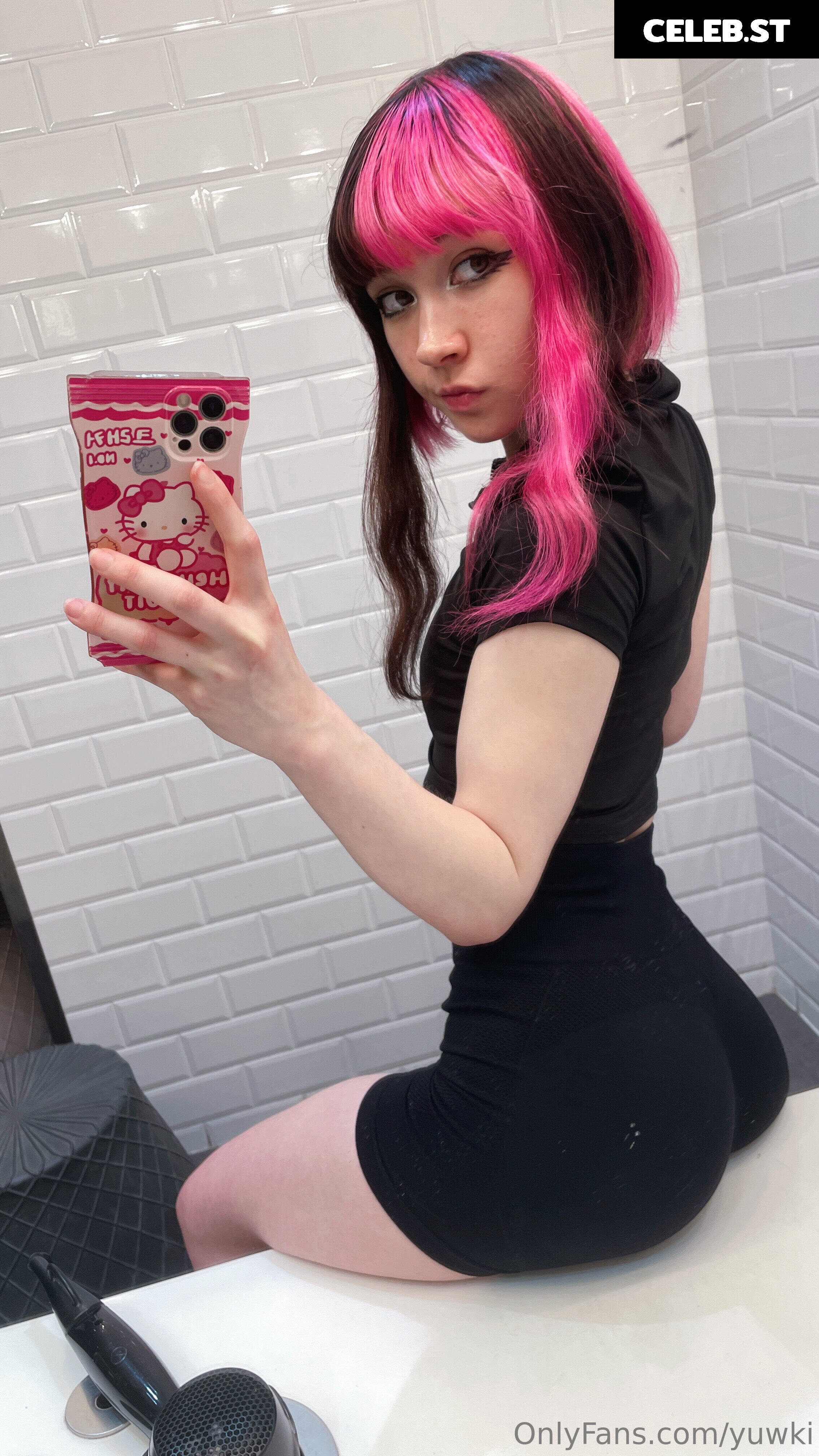 yyuki / kittensulk Image 25307841