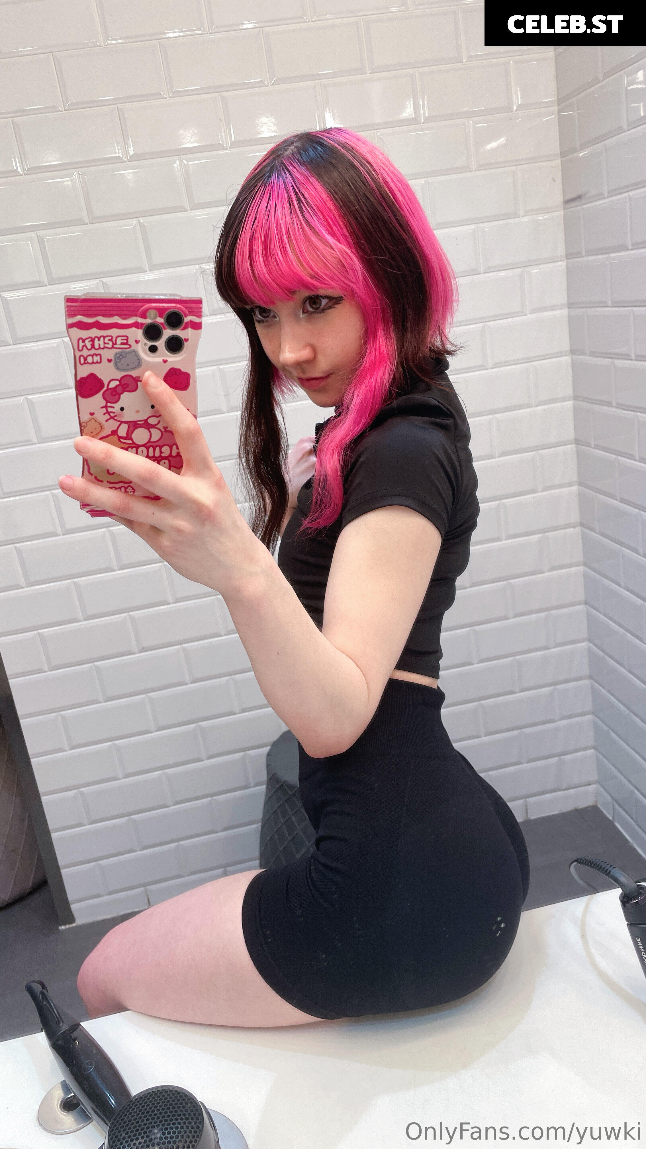 yyuki / kittensulk Image 25307848