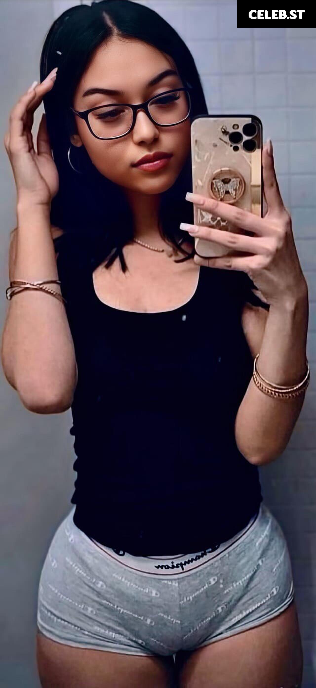 Jadeli Rosa Image 25307474