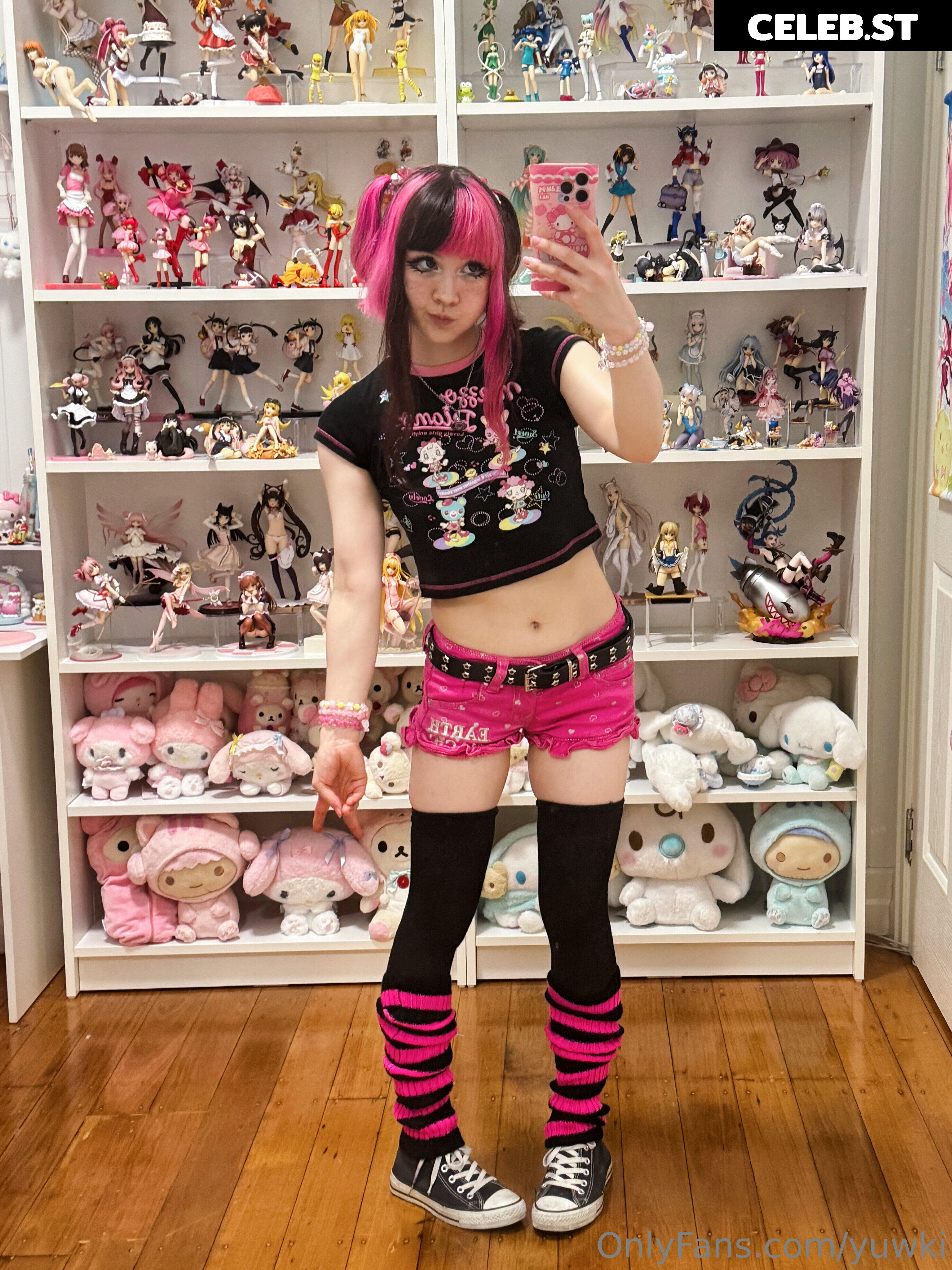 yyuki / kittensulk Image 25307768