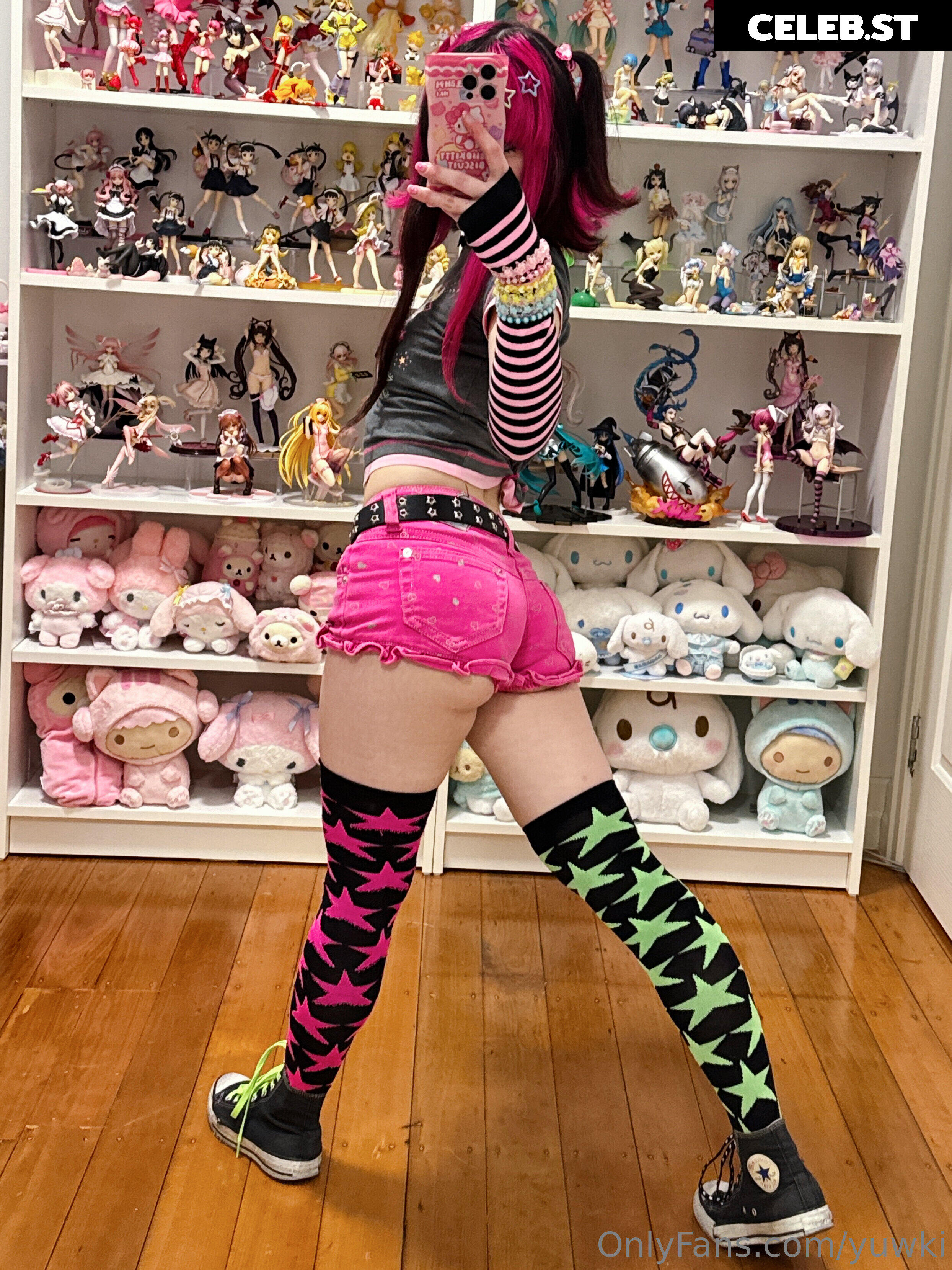 yyuki / kittensulk Image 25307749