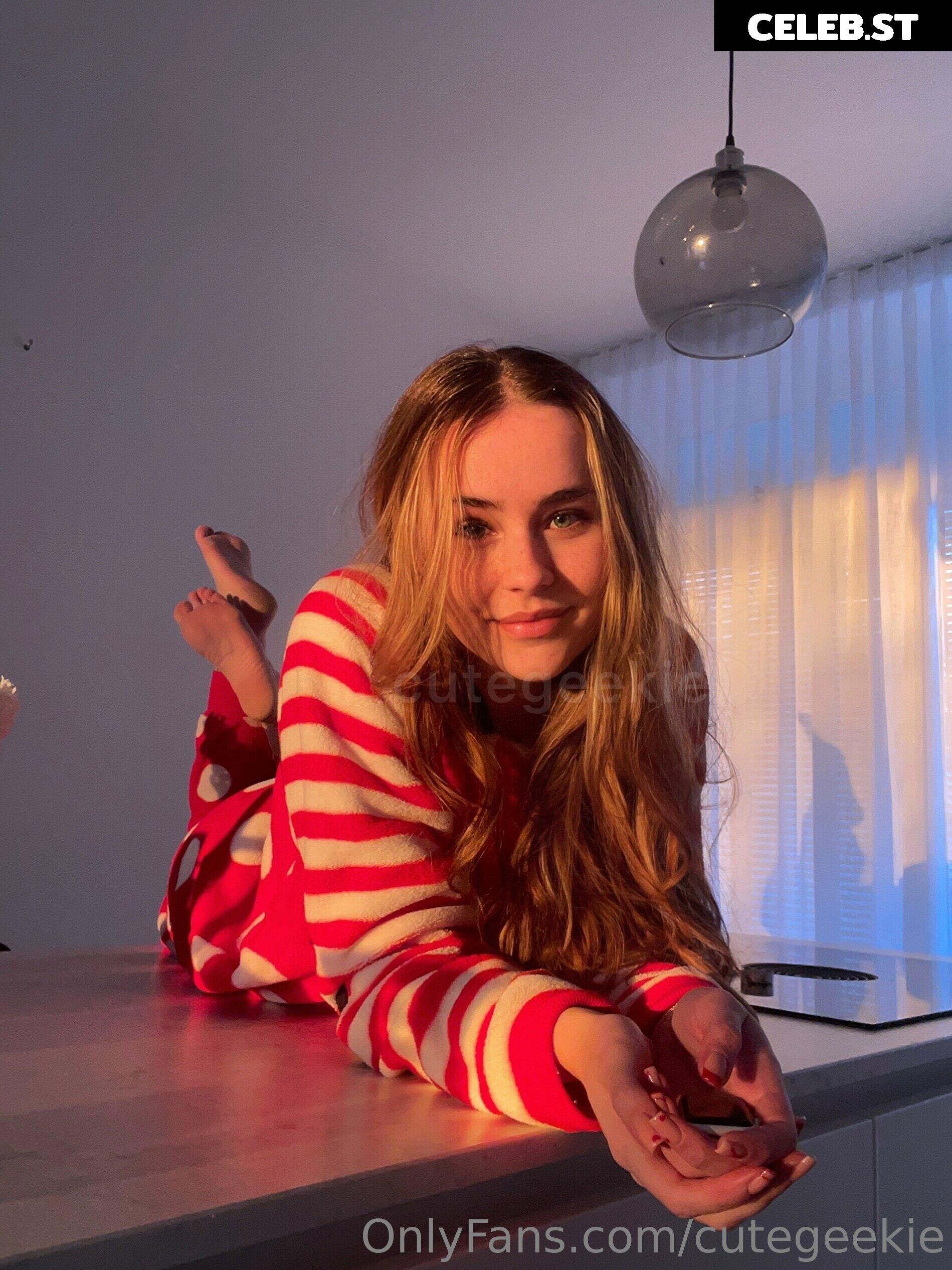 CuteGeekie Image 2526194