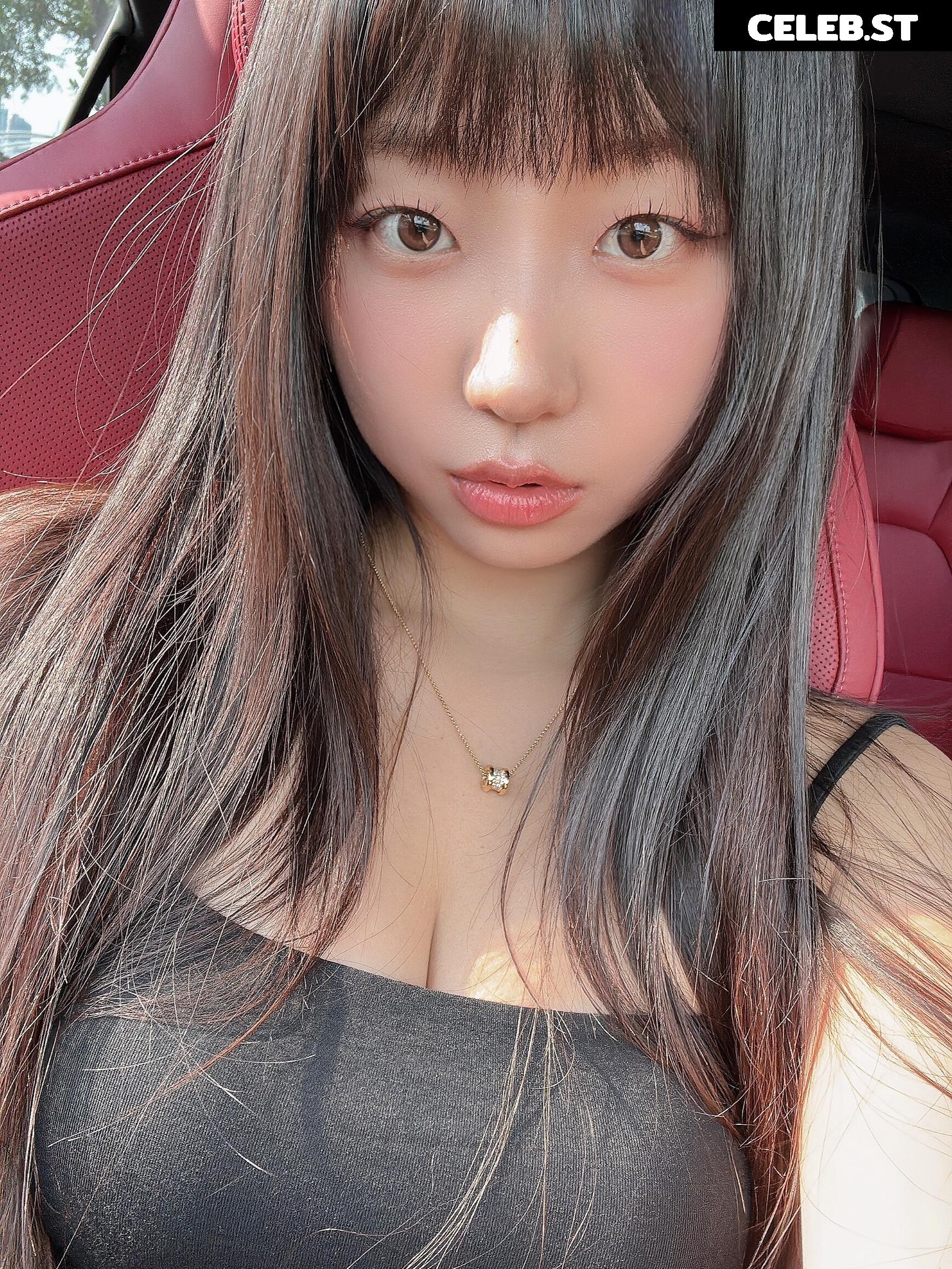 Eunji Pyoapple Image 25273540