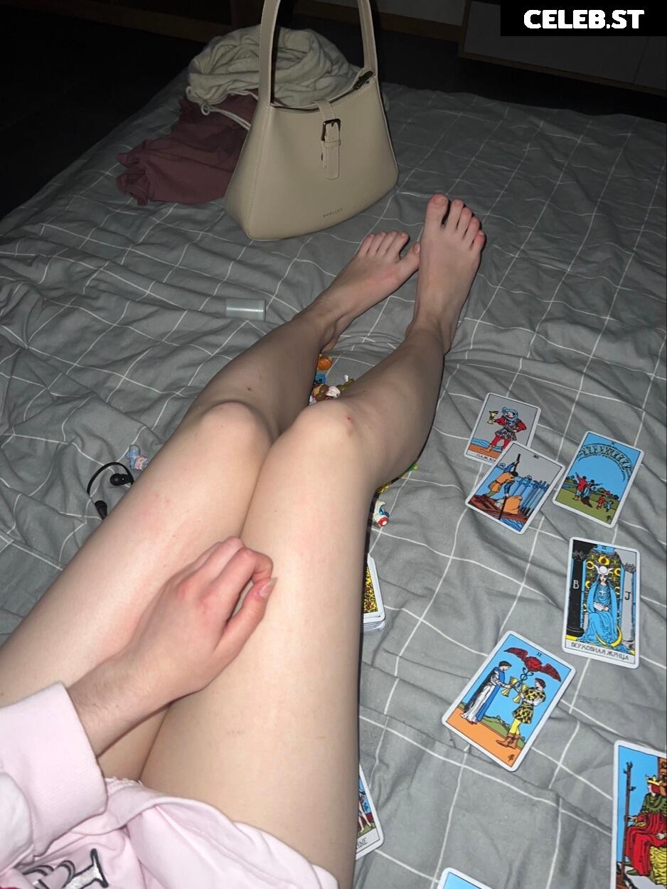 Plumpy_mage Image 25206917