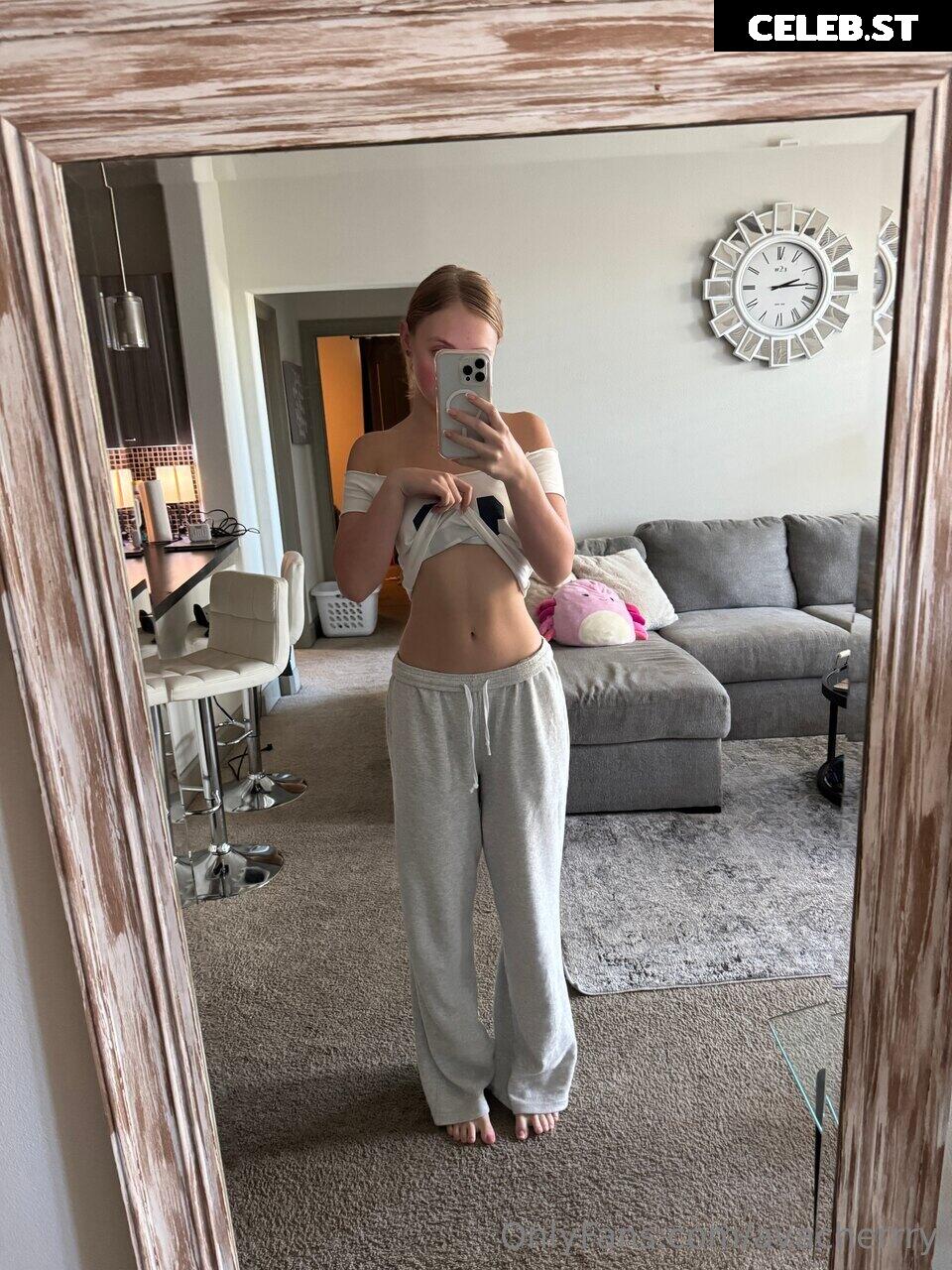 Ava Mathis - Ava.cherrry Image 25282645