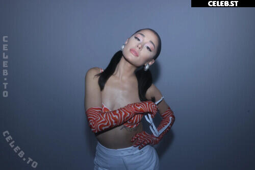 Ariana Grande Image 25177807