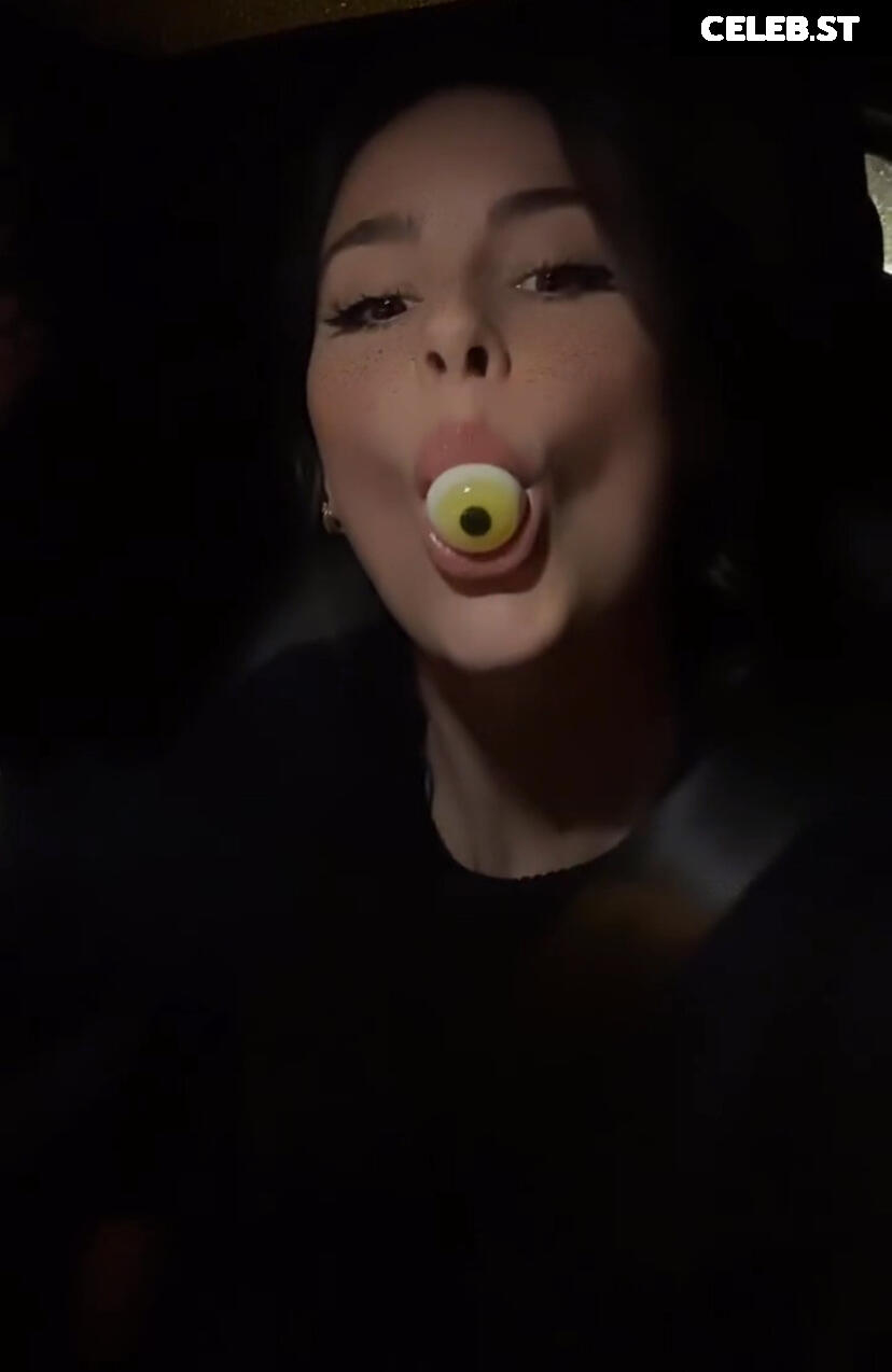 Lena Meyer-Landrut Image 25110388