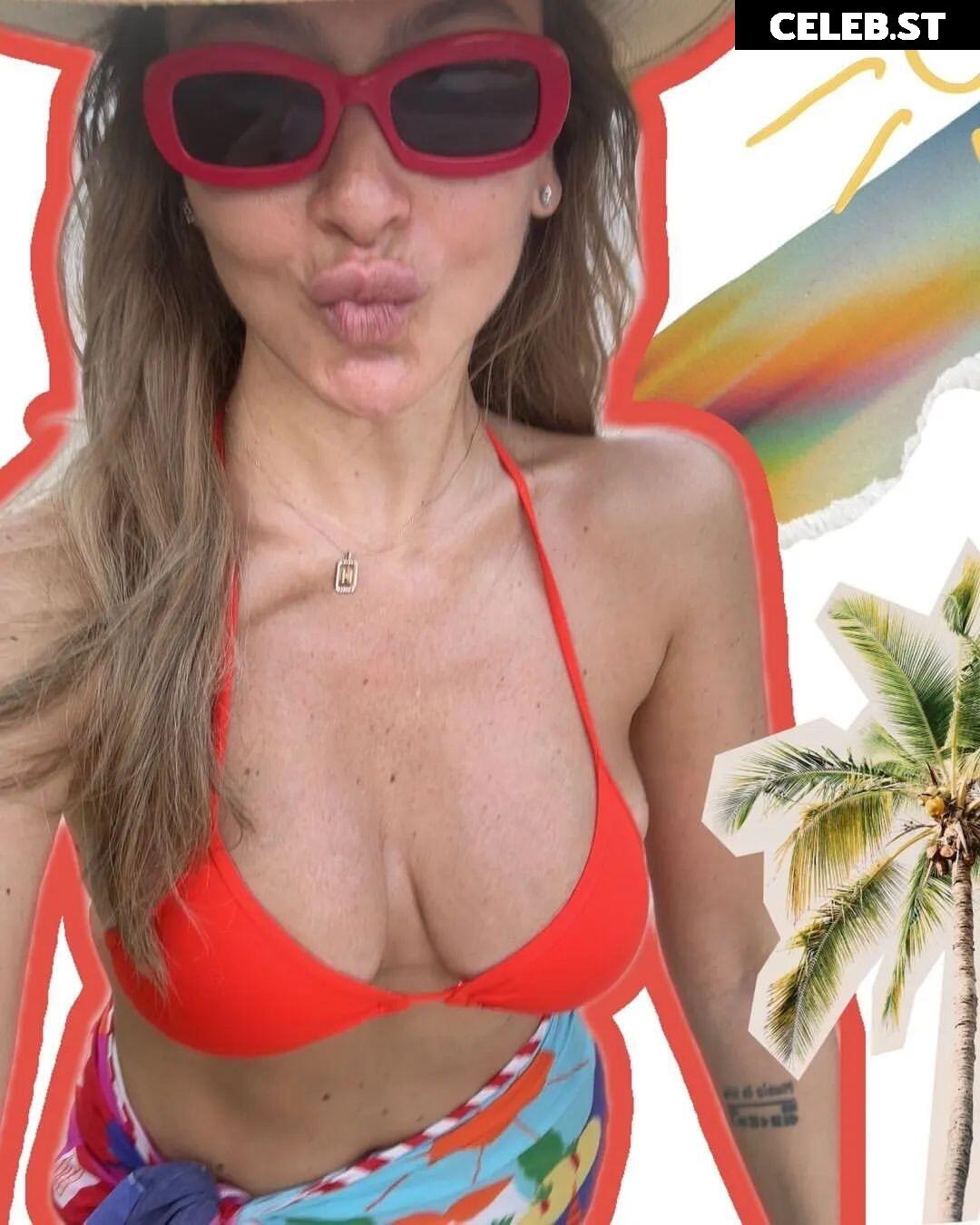 Hadise Image 25126834
