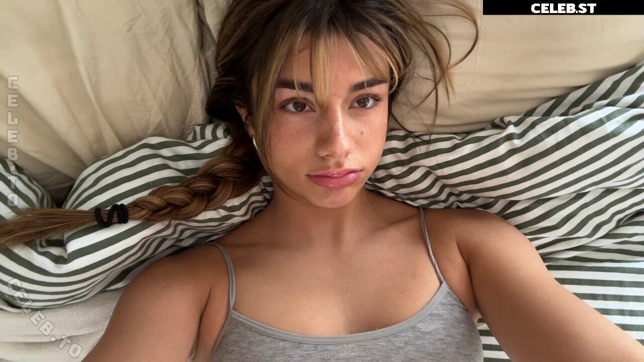 Mikayla Campinos Image 25192210