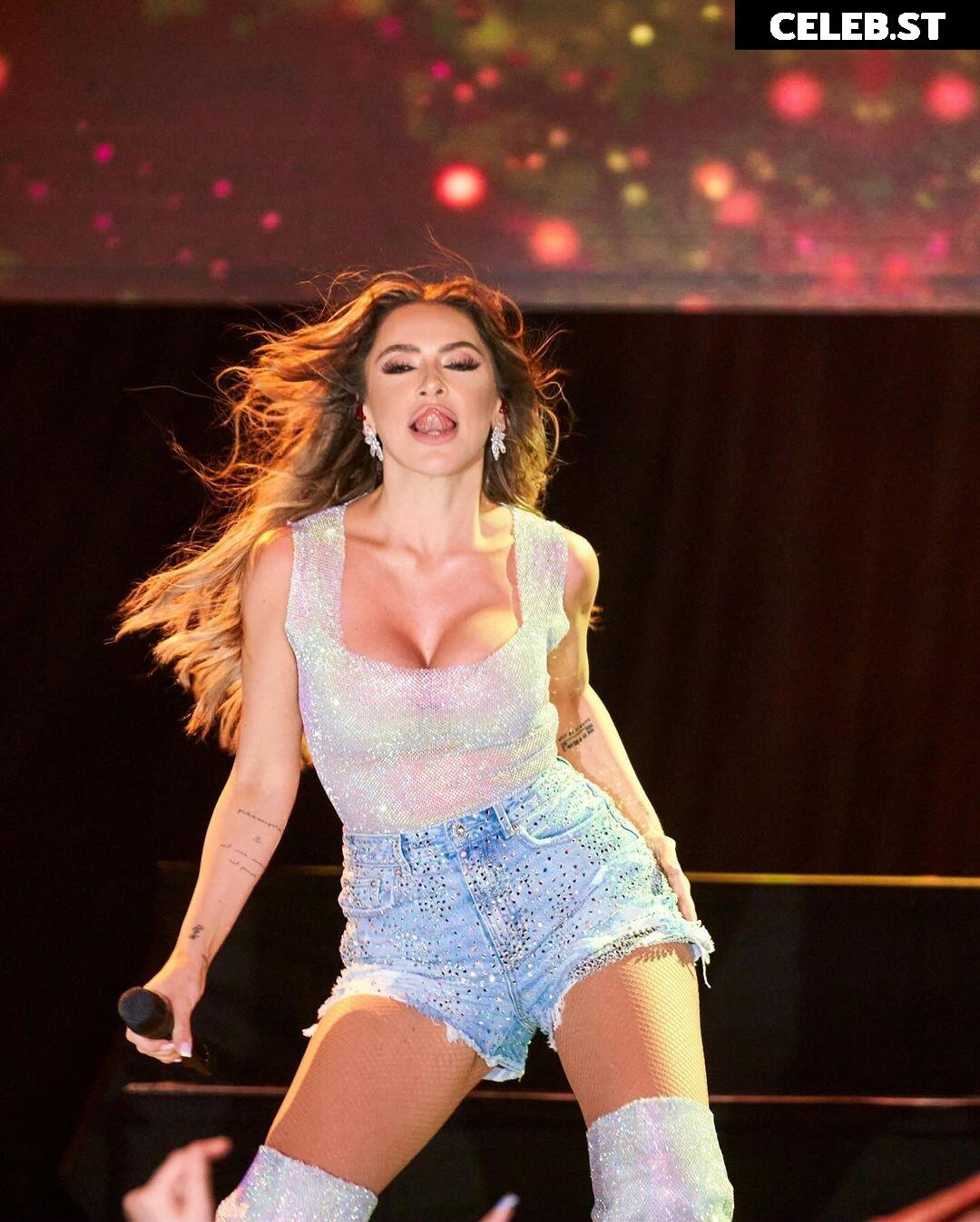 Hadise Image 25180035