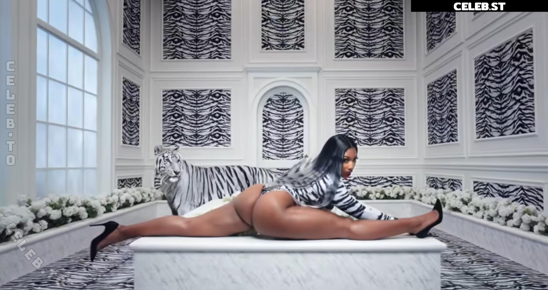 Cardi B Image 25189136