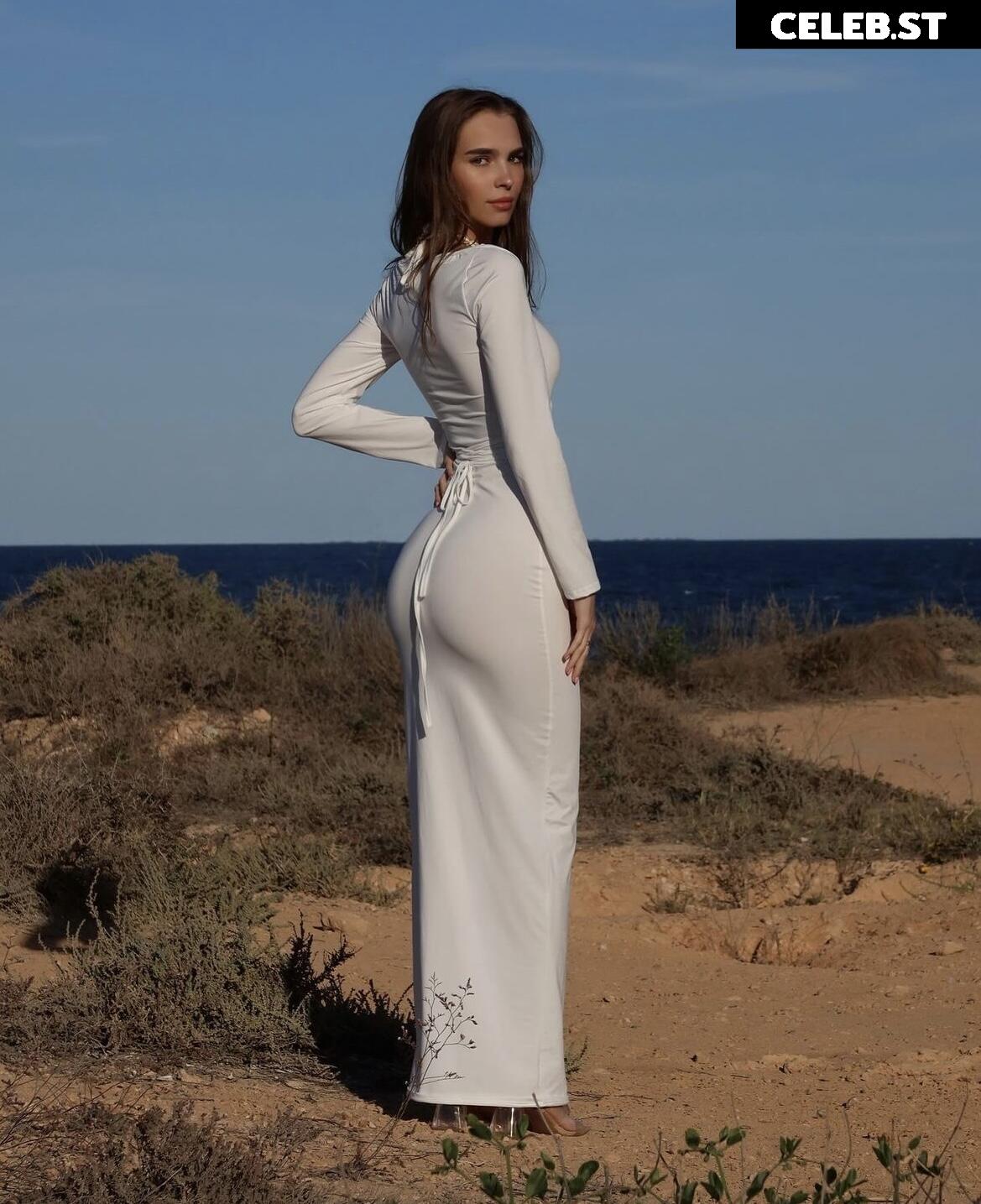 angelicasoko Image 2500641