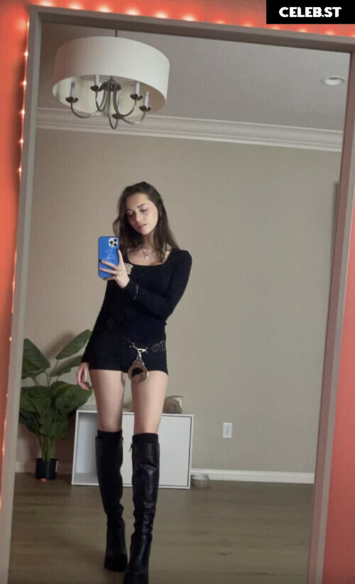 Katelyn Elizabeth Image 25096467