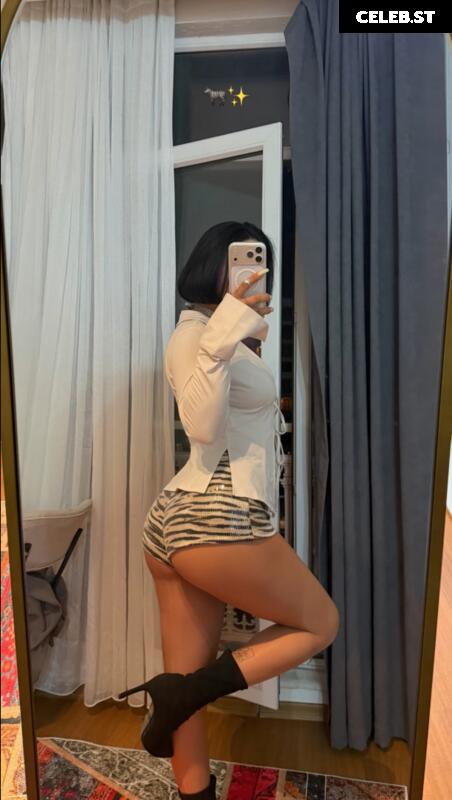 buuseaydin / buse aydin Image 26953432