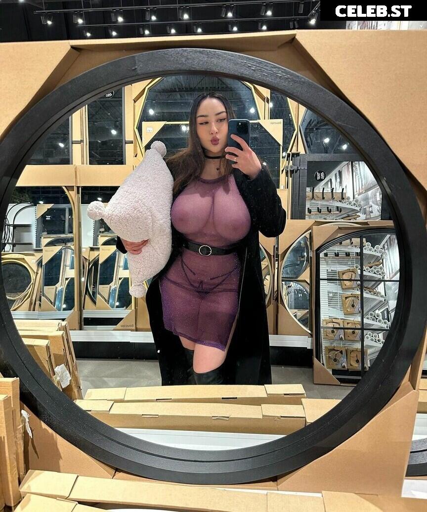 Louisa Khovanski Image 2697419