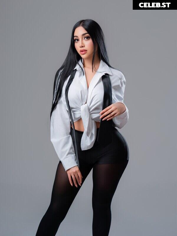 Jailyne Ojeda Image 26945086