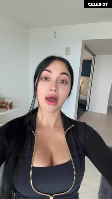 Jailyne Ojeda Image 26945063