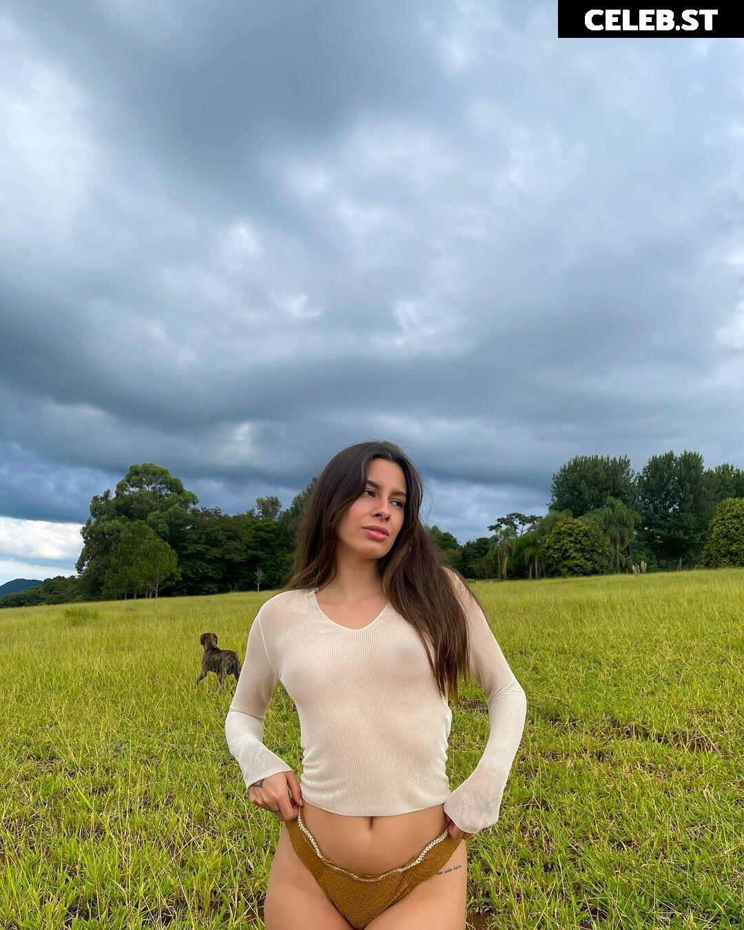 Fernanda Mota Farhat Image 2694357